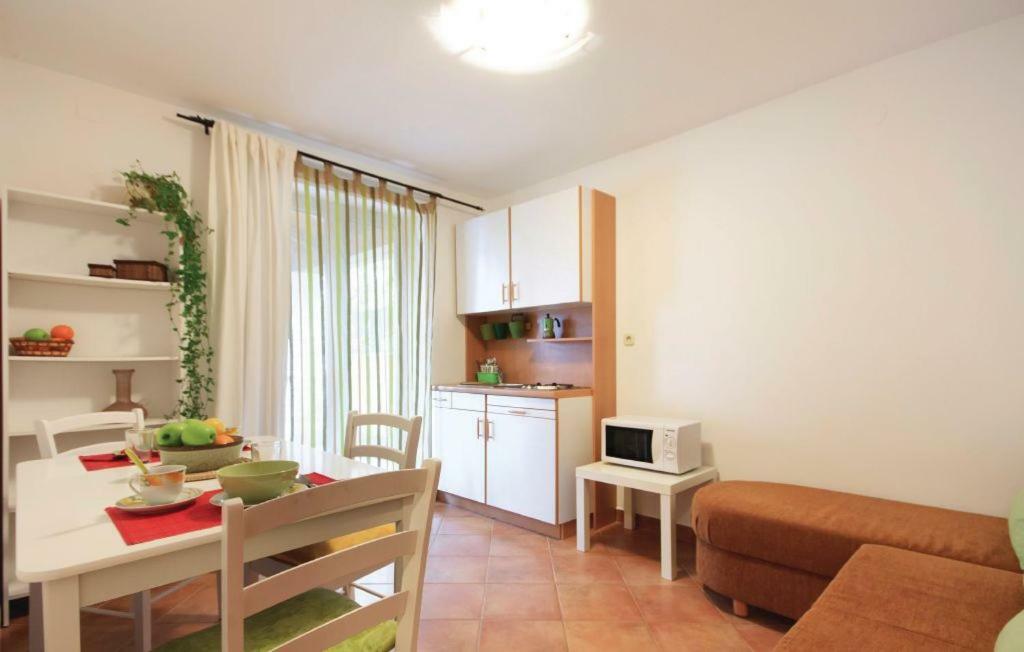 Apartments Ladonja Медулин Экстерьер фото